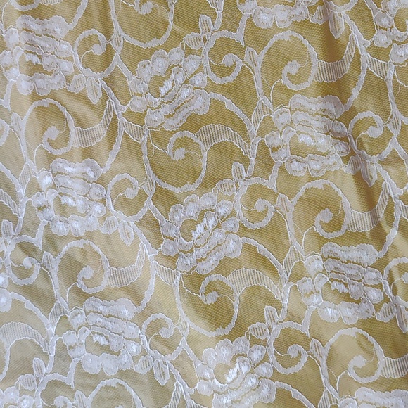 1960Vintage vinyl table cover - Picture 2 of 5